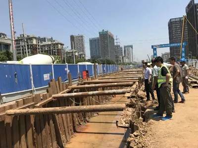 光谷建设者 端午节的忙碌与快乐