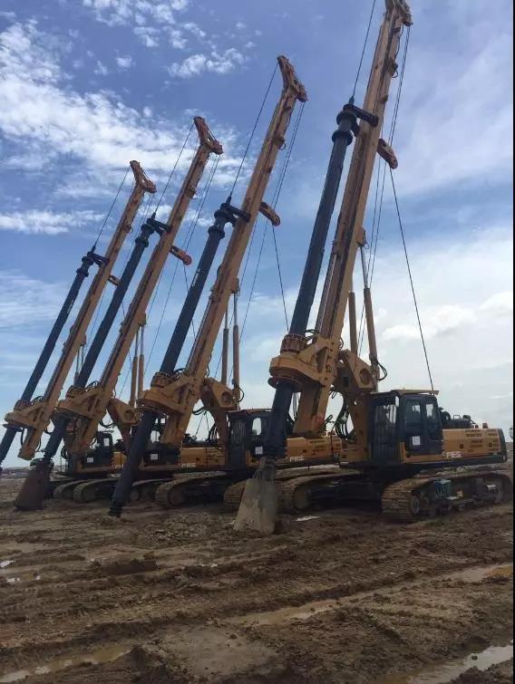 火了！徐工旋挖钻机手在印尼炙手可热——铁甲工程助力基础设施建设新热潮